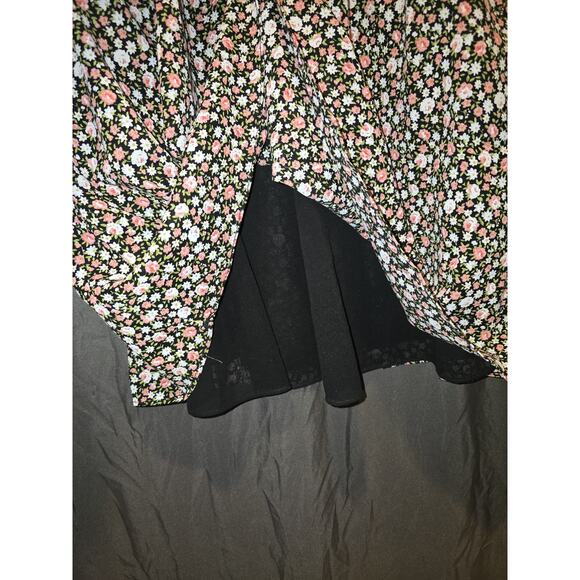 Calista Long Sleeve Floral Dress, Size Medium - Picture 3 of 3